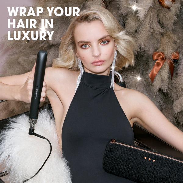 ghd Platinum+ Hair Straightener Festive Gift Set in Black