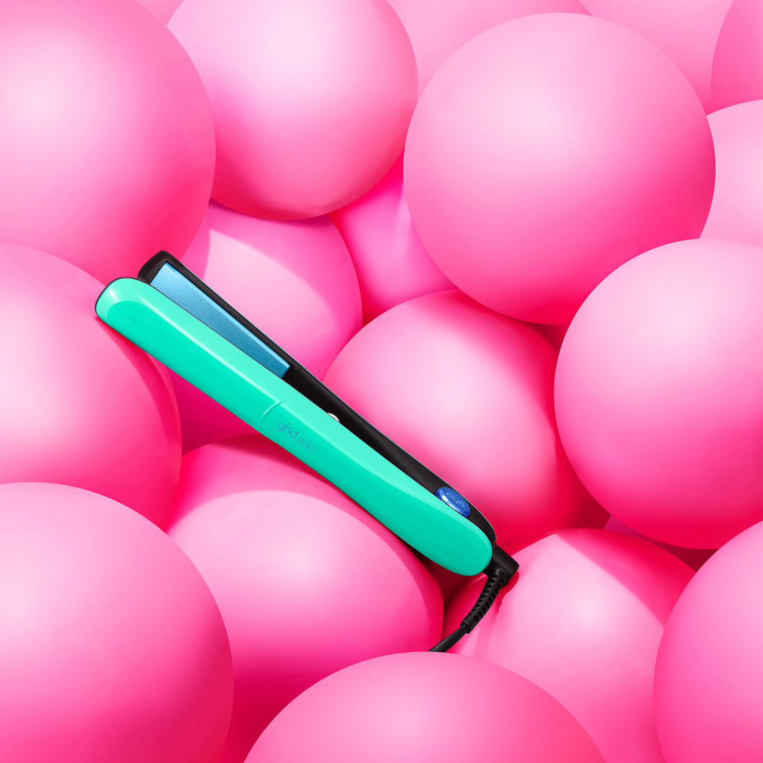 ghd Chronos Max Limited Edition Wide Plate Hair Straightener in Jelly Mint