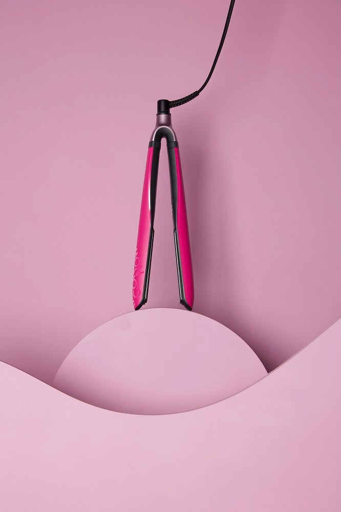 ghd Platinum+ Hair Straightener – Pink Charity Edition