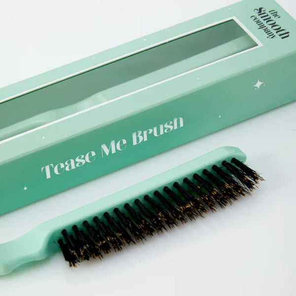 The Smooth Company Tease Me Brush