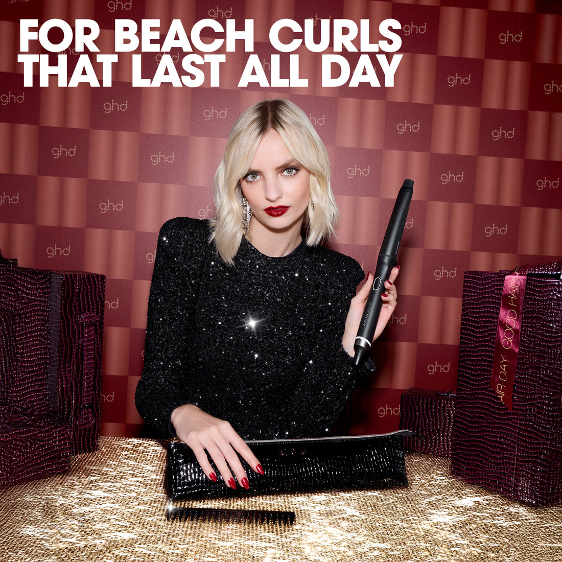 ghd Chronos Curve Conical Wand Festive Gift Set  (28-23MM BARREL)